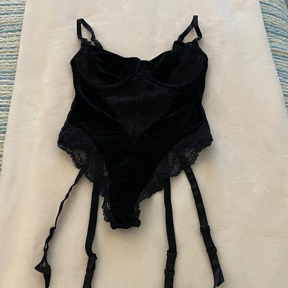 VintageVictoria's Secret Black Velvet Lace Bodysuit